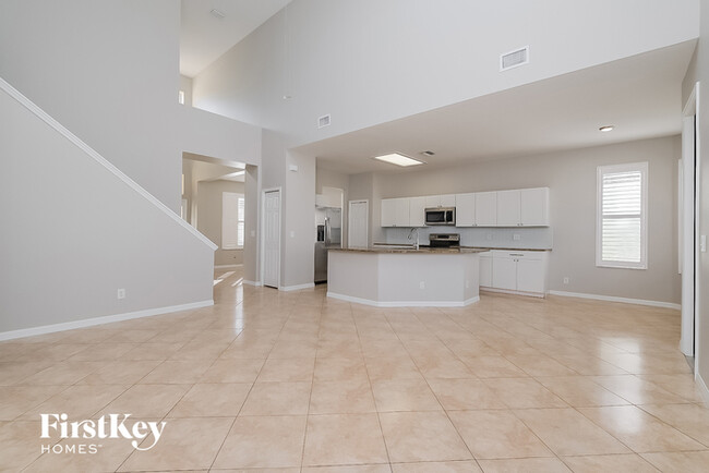 Foto del edificio - 8310 Moccasin Trail Dr