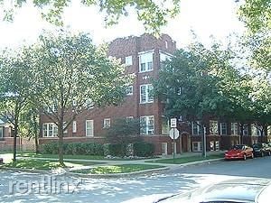 Primary Photo - 2 br, 1 bath Apartment - Ainslie Manor