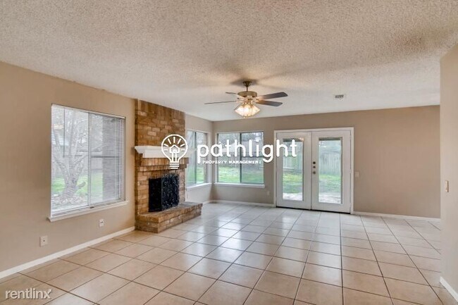 Foto del edificio - 3 br, 2.5 bath House - 18510 Tynecreek Ln ...