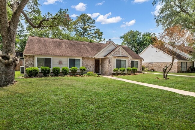 Building Photo - 1210 Forsythe Ln
