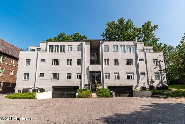 Building Photo - 2039 Douglass Blvd