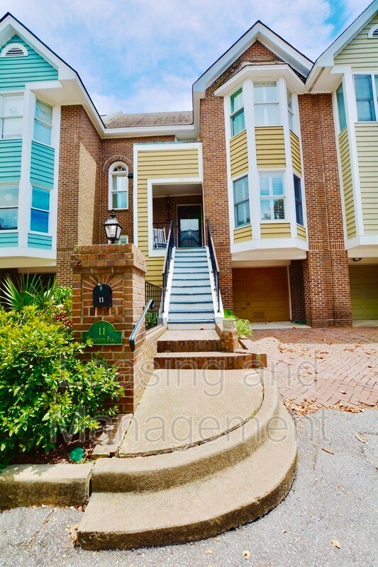 11 Harleston Pl, Charleston, SC 29401 Townhome Rentals in Charleston SC