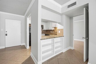 Building Photo - 5353 Institute Ln