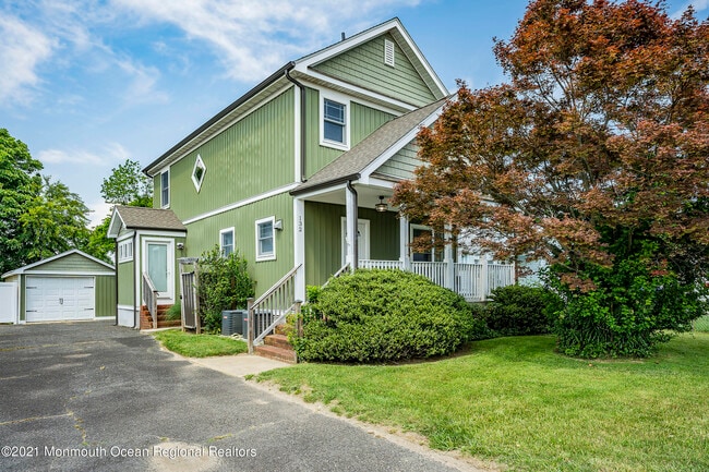 Building Photo - 132 Sampson Pl
