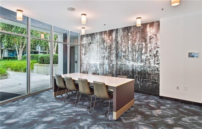 Foto del edificio - 44 Peachtree Pl NW