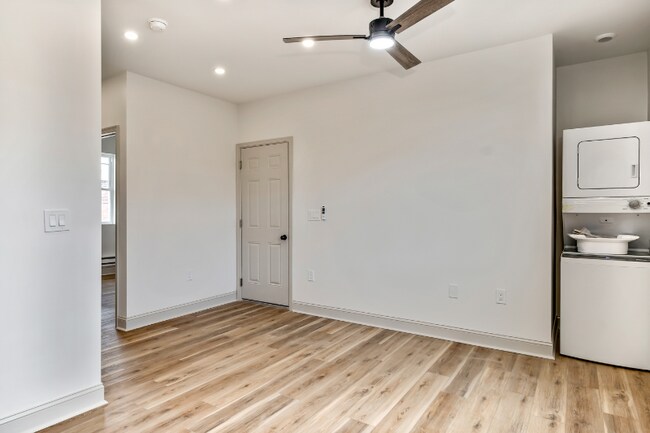 Foto del edificio - 1814 S Newkirk St