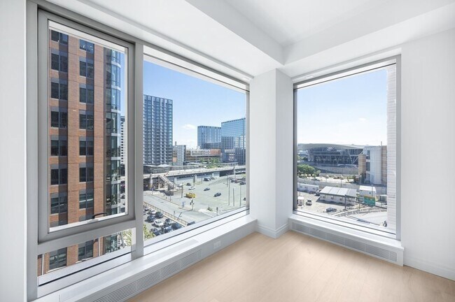 Building Photo - 137 Seaport Blvd