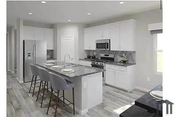 Building Photo - 1858 McCree St