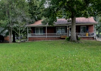 Building Photo - 1705 Setter Rd