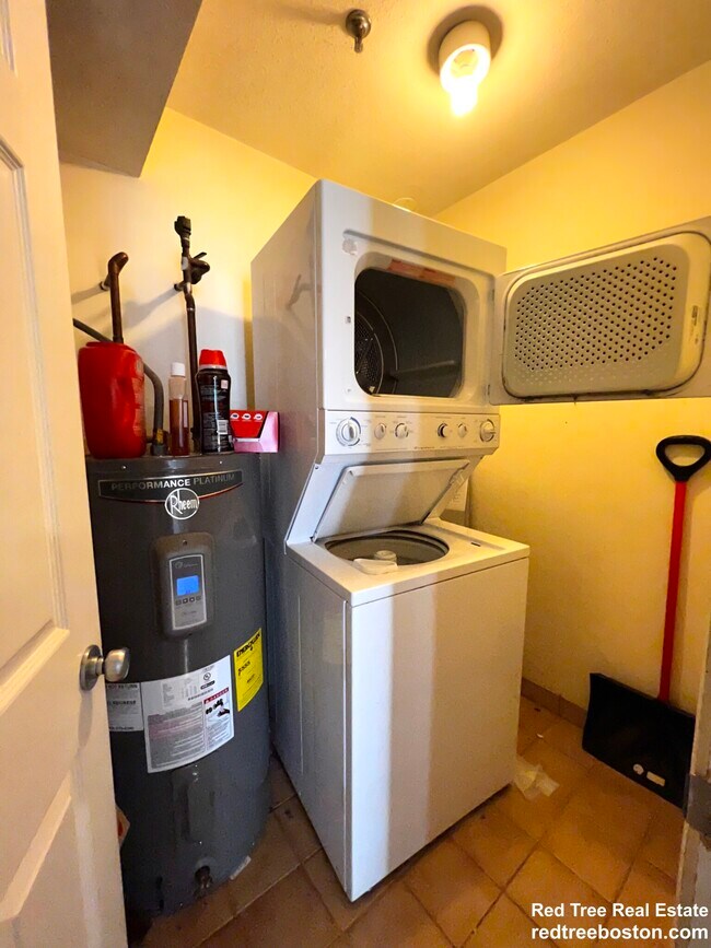 Foto del edificio - 152 Kelton St