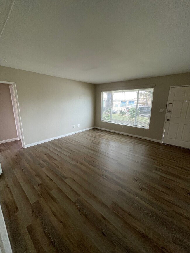 Foto del edificio - 528 Florida St