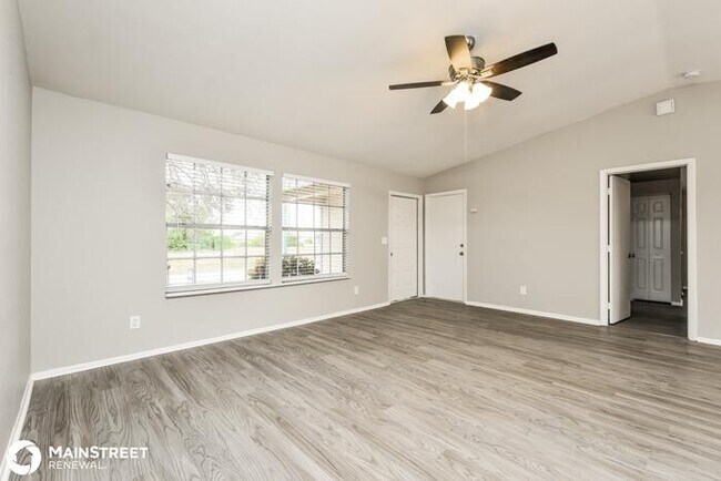 Foto del edificio - 1013 NE 12th St, Cape Coral, FL 33909