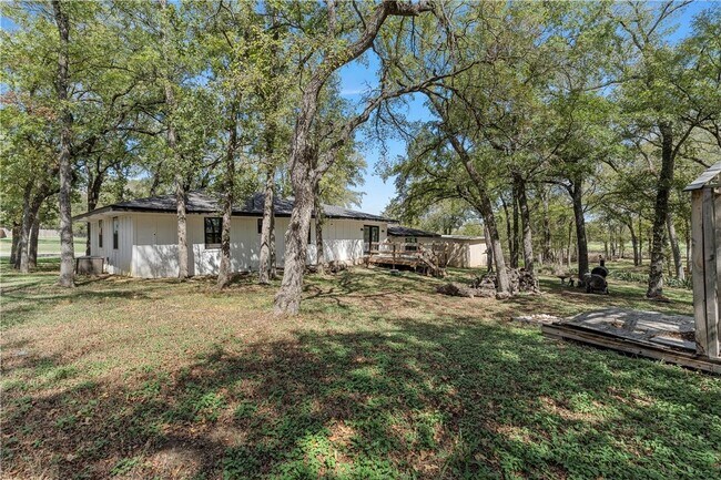 Building Photo - 256 Candyce Dr