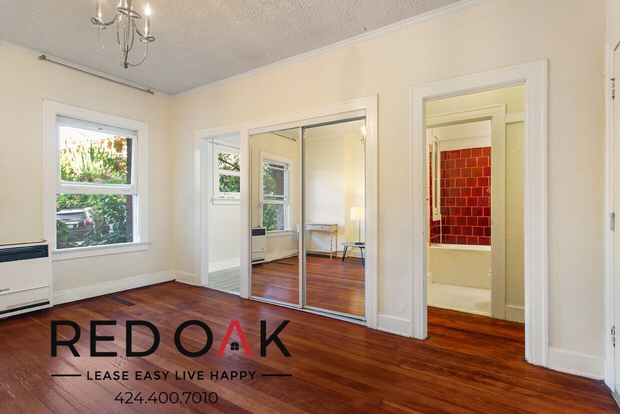Foto principal - 532 S Coronado St