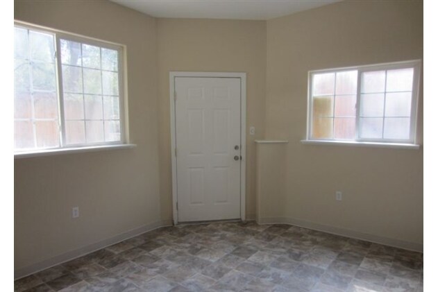 Building Photo - 1369 Faland Way