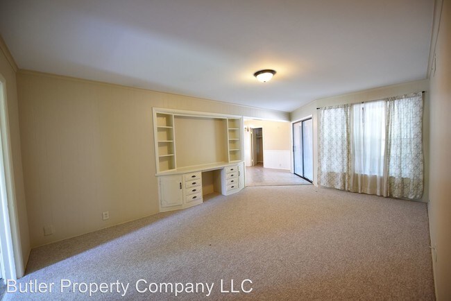Building Photo - 10107 Parkford Dr