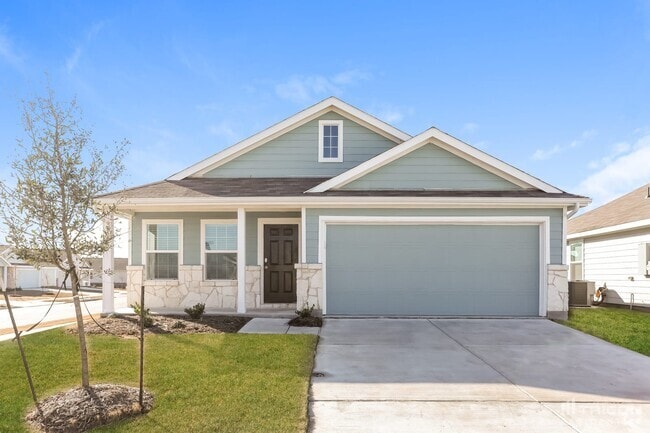 Building Photo - 505 Autumnwood Way