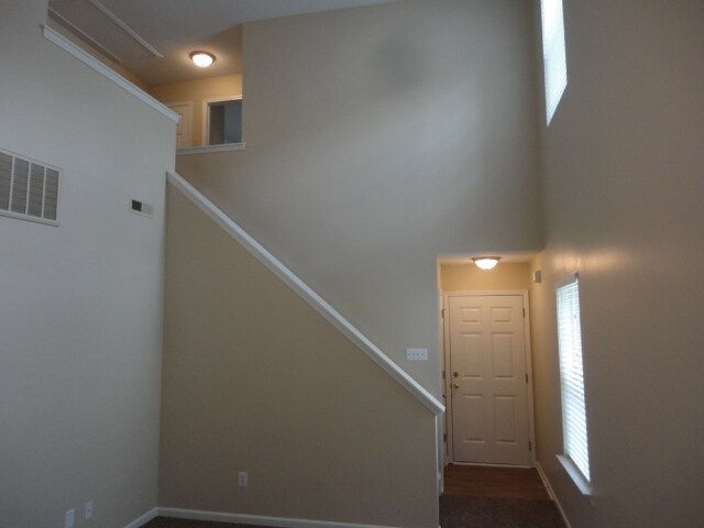 Foto del edificio - 8128 Tara Ridge Rd