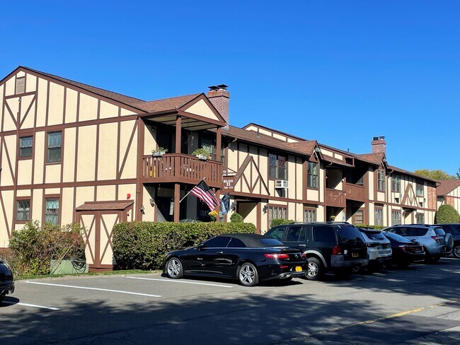 Building Photo - 471 Sierra Vista Ln