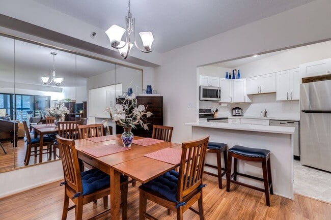 Building Photo - Furnished 1 Bedroom in The Belvedere!