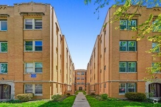 Building Photo - 1917 Grove Ave