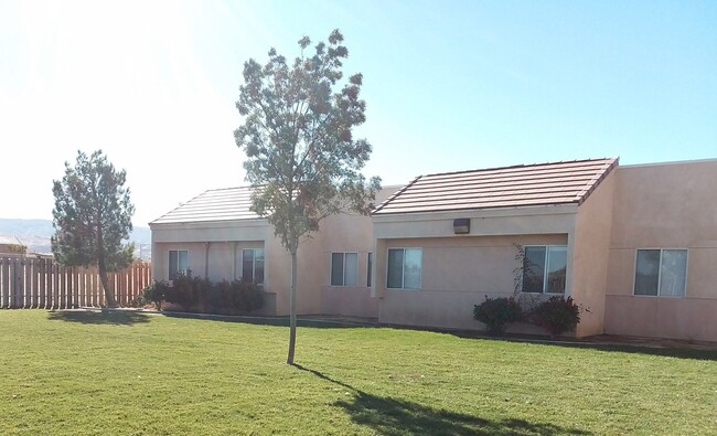 Building Photo - 3700 W Ave L