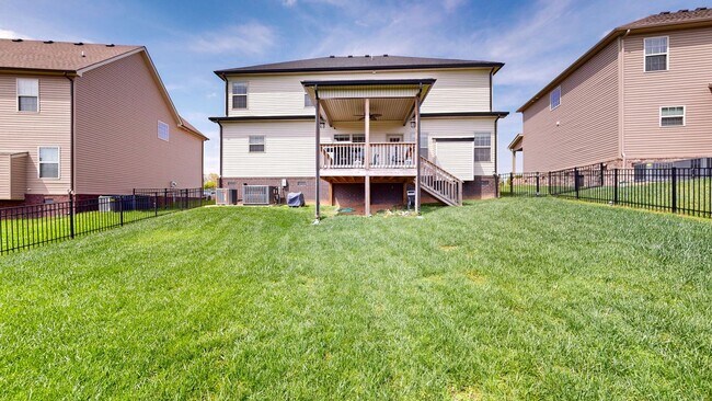 Foto del edificio - 4 Bedroom 2.5 Bathroom Home