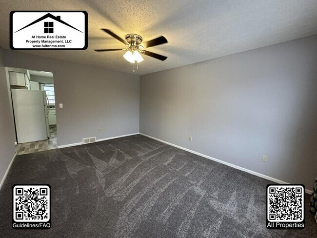 Foto del edificio - 909 Castlewood Avenue