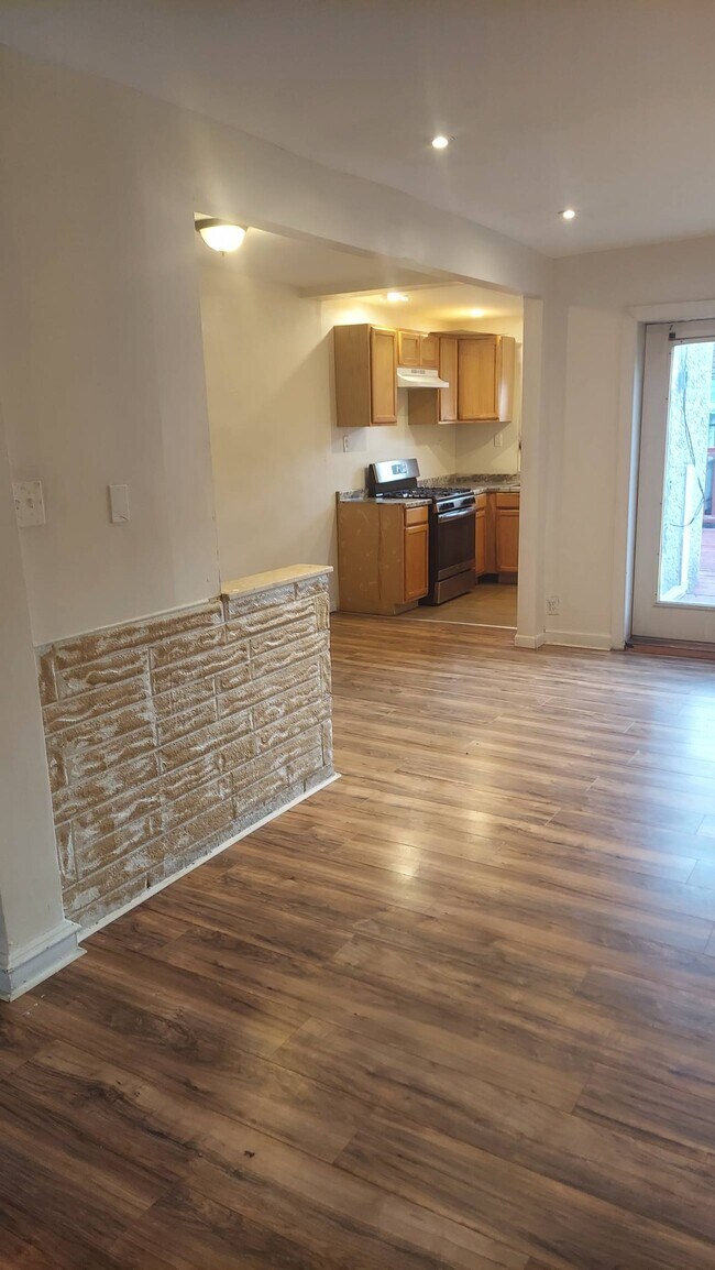 Foto del edificio - 2616 Massey St