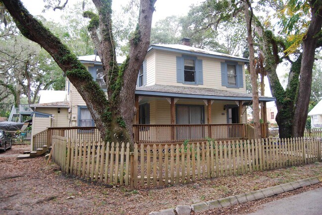 Building Photo - 25 E San Carlos Ave