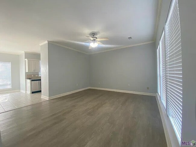 Foto del edificio - 39021 Prairie S Dr