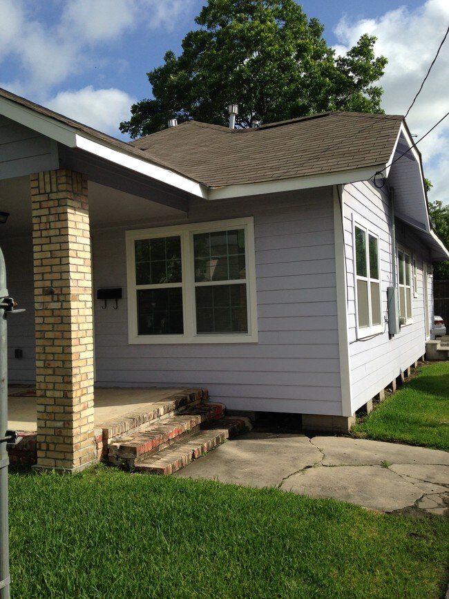 Building Photo - 4939 Leeland St