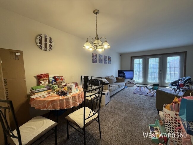 Building Photo - 4120 Williamsburg Ct