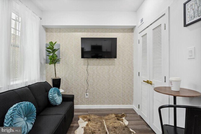 Foto del edificio - 403 W Coulter St