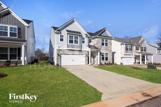 Foto del edificio - 565 Hillpark Ln