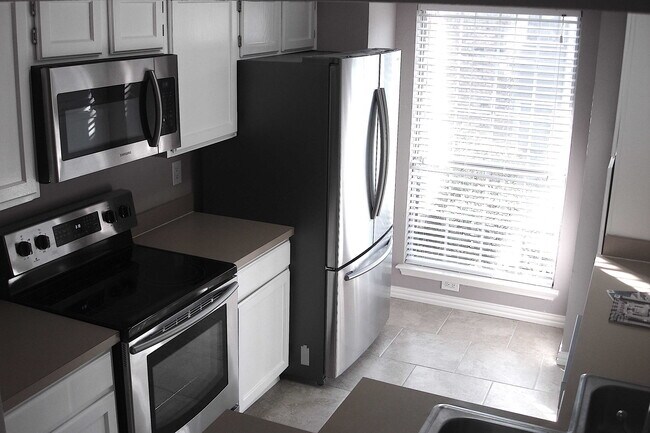 Foto del edificio - 8600 Coppertowne Ln