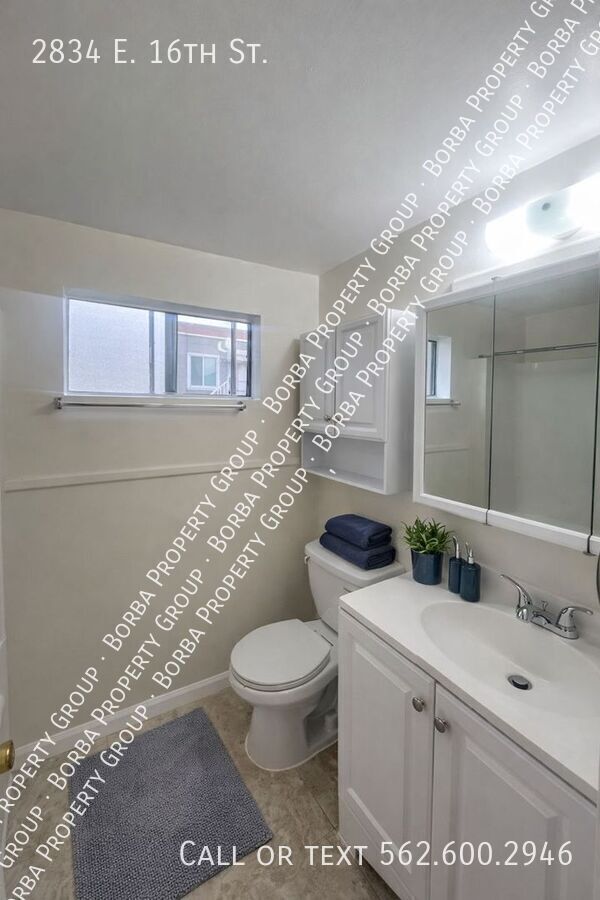 Foto del edificio - 2834 E 16th St