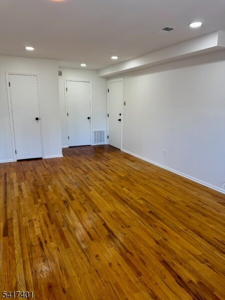 Building Photo - 15 College Dr