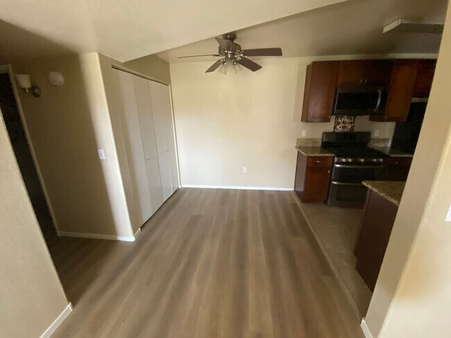 Building Photo - Ramrod Ave #2216