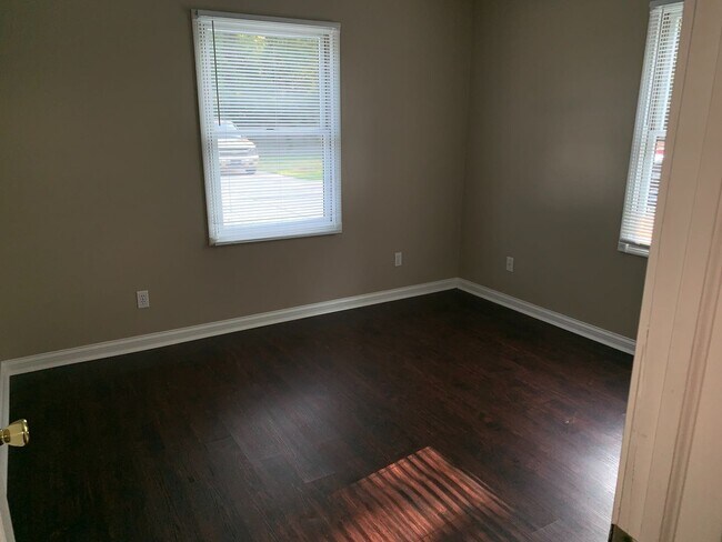 Foto del edificio - 2 bedroom duplex