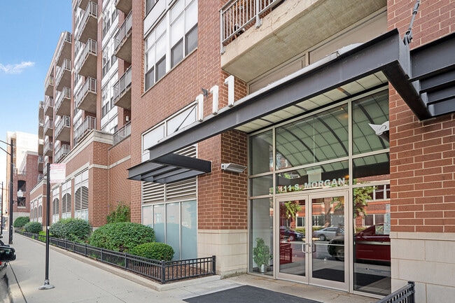 Building Photo - 111 S Morgan St