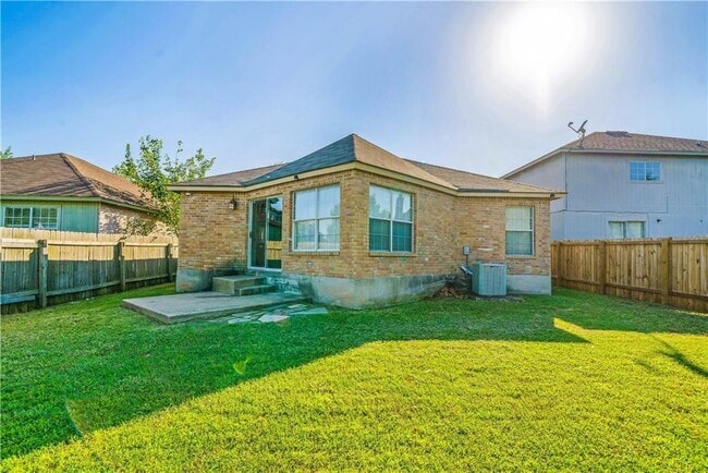 Foto del edificio - 2618 Byfield Dr