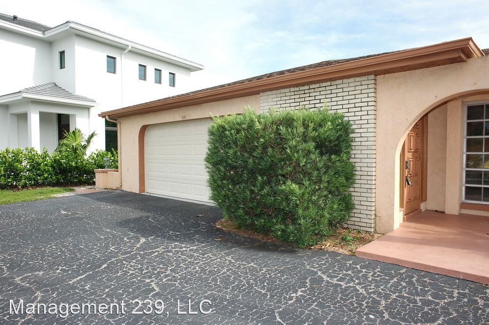 Primary Photo - 4 br, 2 bath House - 538 Fairway Terrace