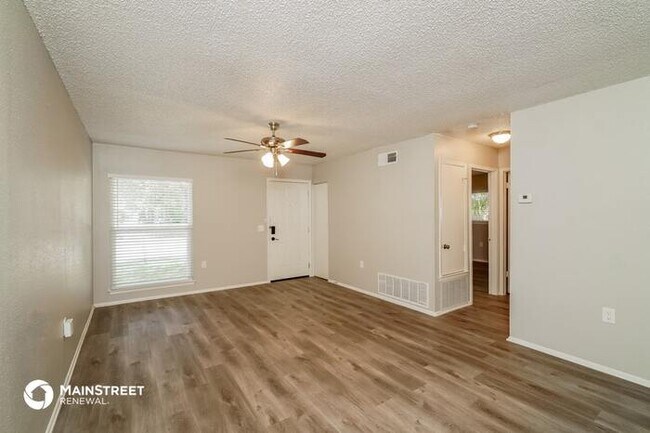 Building Photo - 11045 White Sands St, Live Oak, TX 78233