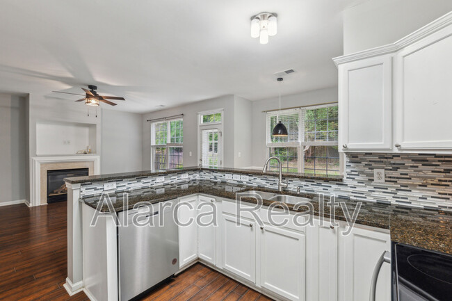 Building Photo - 15179 Eric Kyle Dr