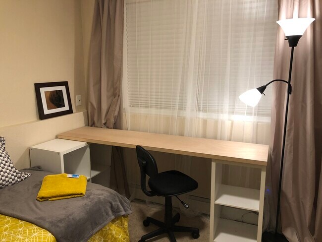 Habitación 5 - 2536 Forest Park Dr