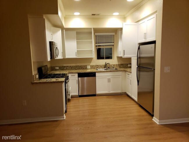 Foto del edificio - 1 br, 1 bath Apartment - 11302 Pentado