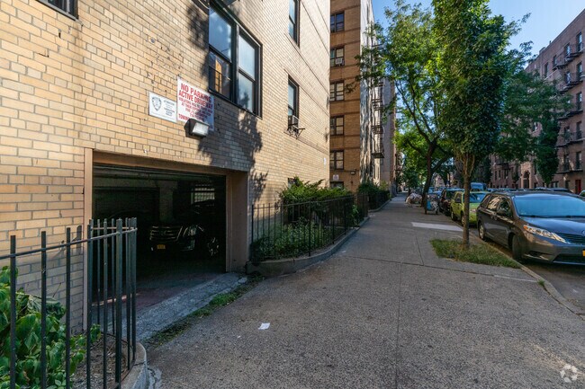 Foto del edificio - Morris Gardens