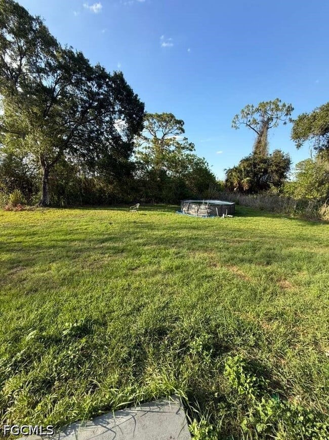 Building Photo - 8115 Ace Ct