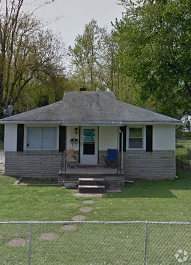 Building Photo - 1753 Edson Ave